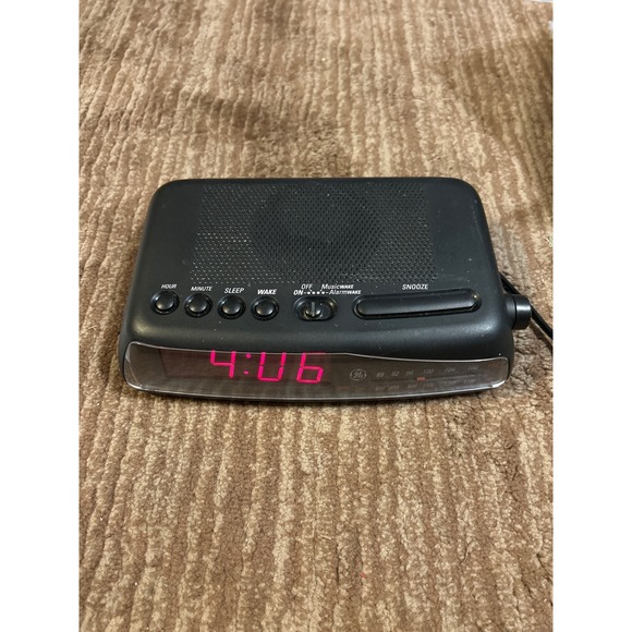 GE Alarm Clock Radio Digital Disp Music/Alarm Model 7-4817B Black Tested Works - Picture 1 of 3